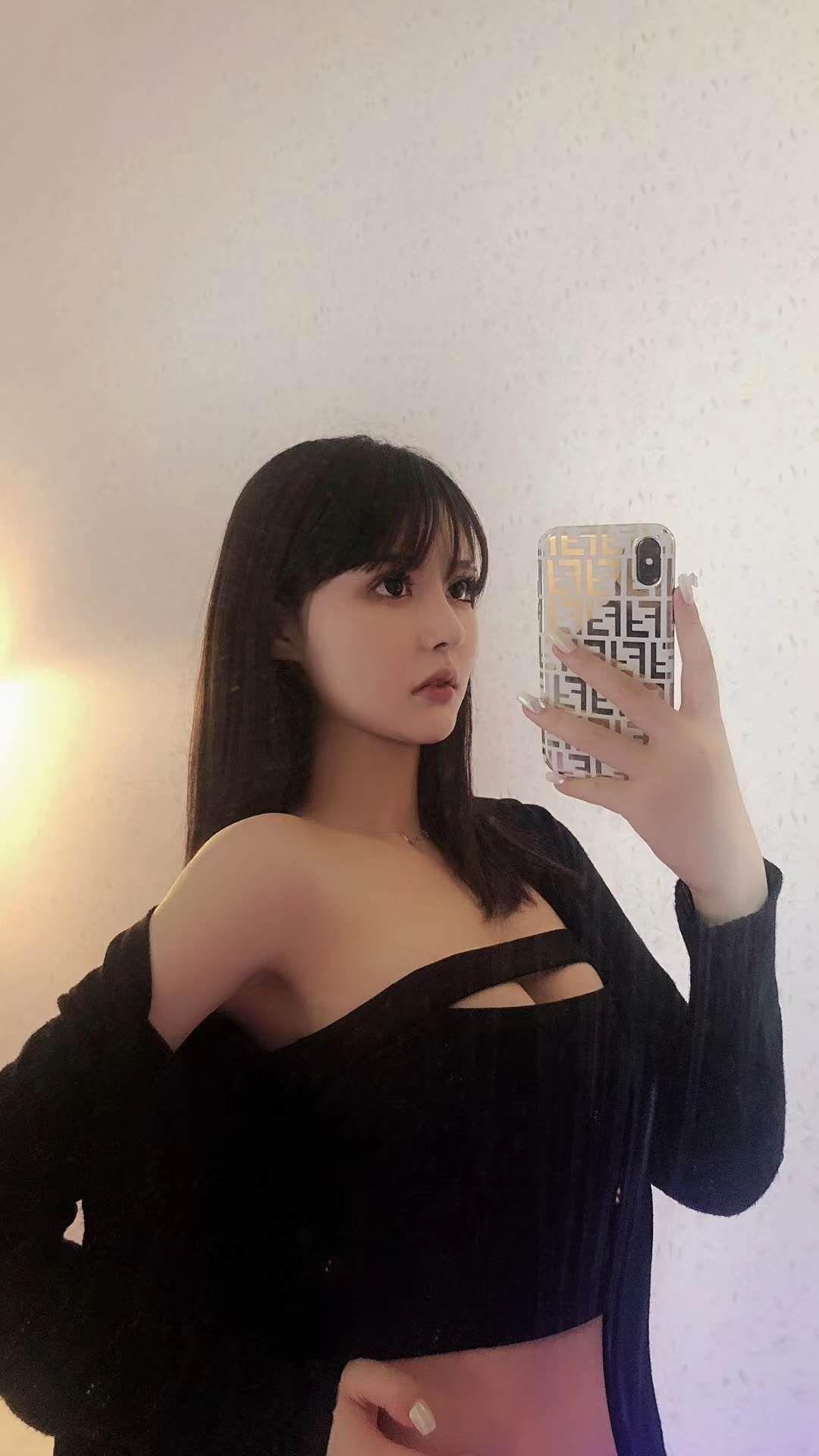 2020年9月10小女神范的豆豆，三点粉嫩